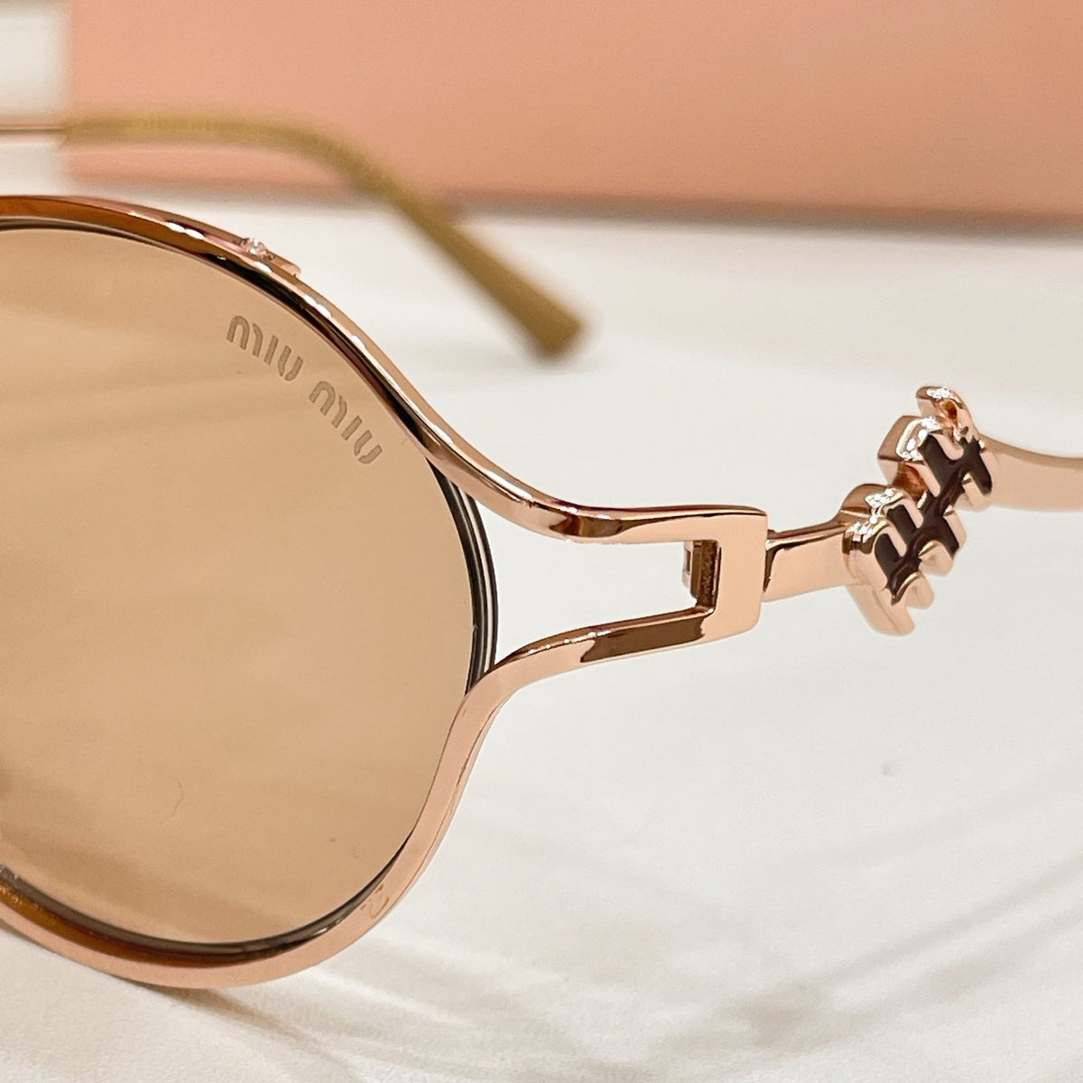 Miu Miu SMU 73W Sunglasses